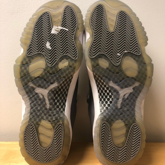 Jordan Cool Grey 11’s - Picture 6 of 8